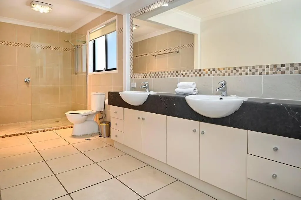 Holiday home Mooloolaba Waterfront Luxury Villa Australia